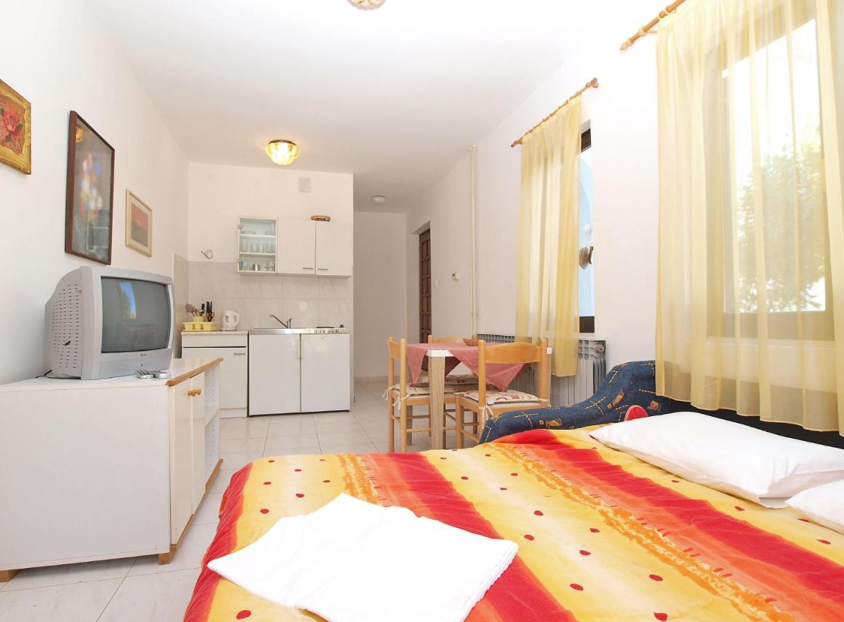 Apartments Puntizela 727 Πούλα Εξωτερικό φωτογραφία